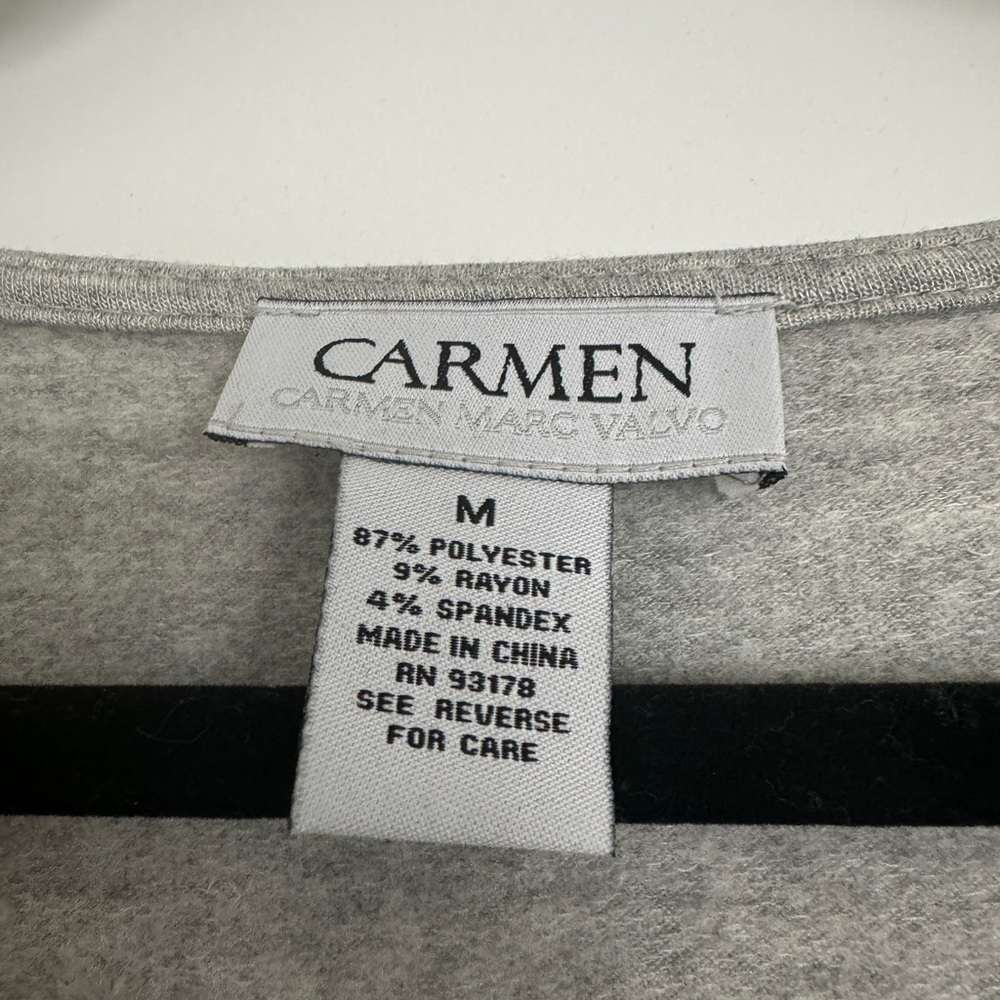 NWOT 🆕 Carmen Long sleeves shirt with zipper front grey - Picture 2 of 4